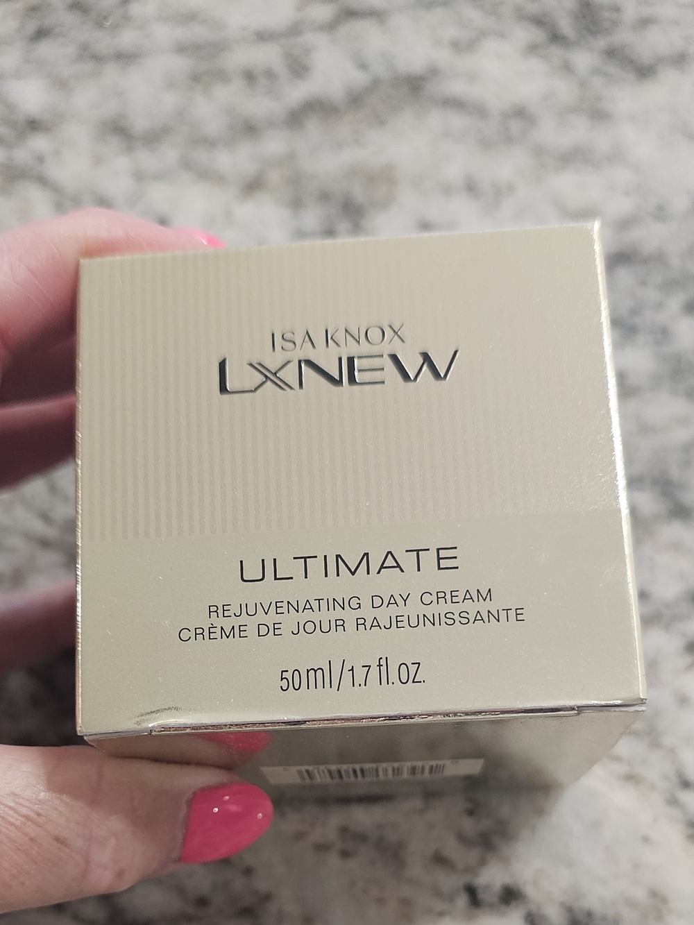 Avon LXNEW Ultimate Rejuvenating Day Cream - Cream & Pink